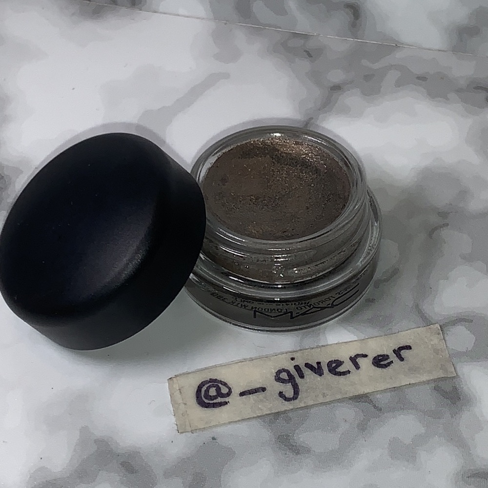 GENUINE TREASURE Paint Pot Collection MAC